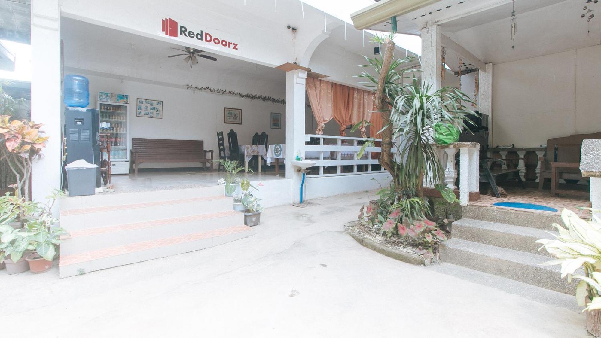 Reddoorz @ Lualhati Garden Cottage El Nido Palawan エクステリア 写真